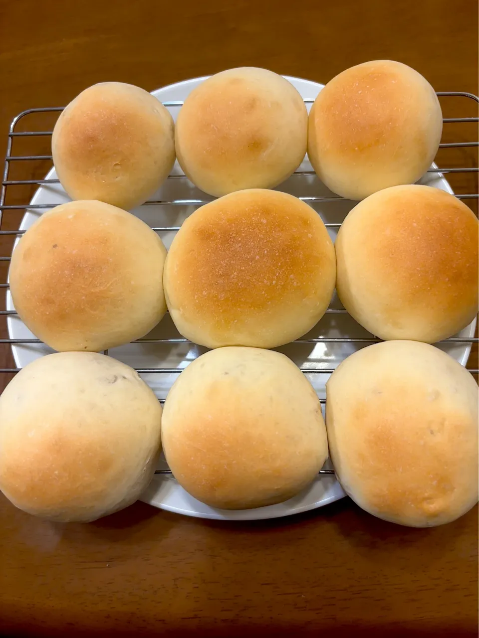 胡桃入り丸パンの焼き上がり〜|masaさん