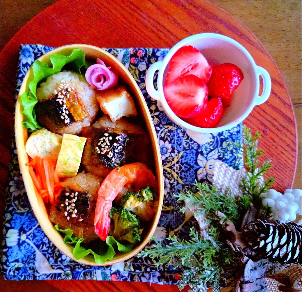 さんまの蒲焼きおにぎり🍙|さらママさん