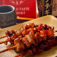 おうち居酒屋🏮鶏皮串になりたかったけどホルモン串に転生したこんにゃく| にゃんぺこさん