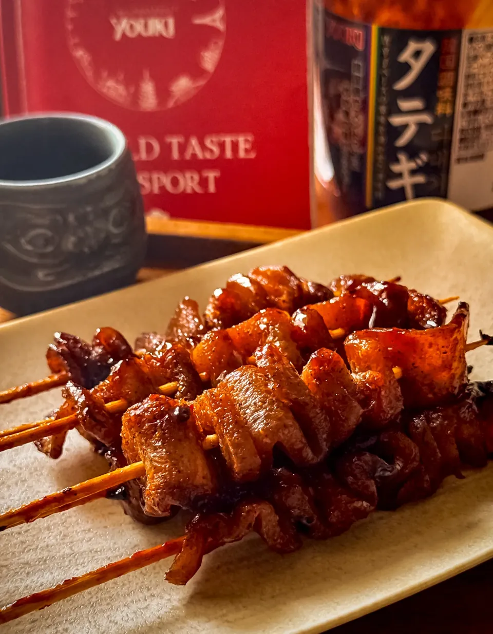 おうち居酒屋🏮鶏皮串になりたかったけどホルモン串に転生したこんにゃく|にゃんぺこさん