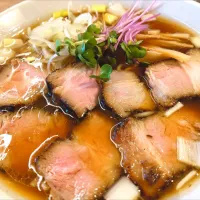 【期間限定】
【2023年12月移転、間借り営業】
R+ 隠れ家すぎるラーメン屋 
生姜醤油らーめん 細麺 (細麺or太麺の選択、1,300円)
@池袋6分 
26025
〈醤10塩7噌󠄀2タ2出1F1冷0チ1混1つ0〉|大脇さん