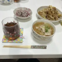 晩御飯☆もやしのゆかり酢和え☆豚汁☆鶏皮|Saharaさん