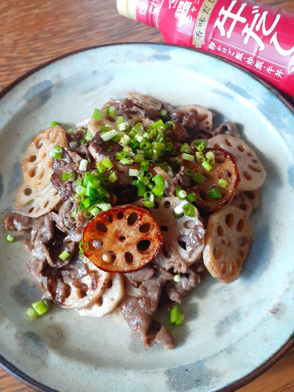 牛肉と蓮根の牛だし炒め|fumfumさん