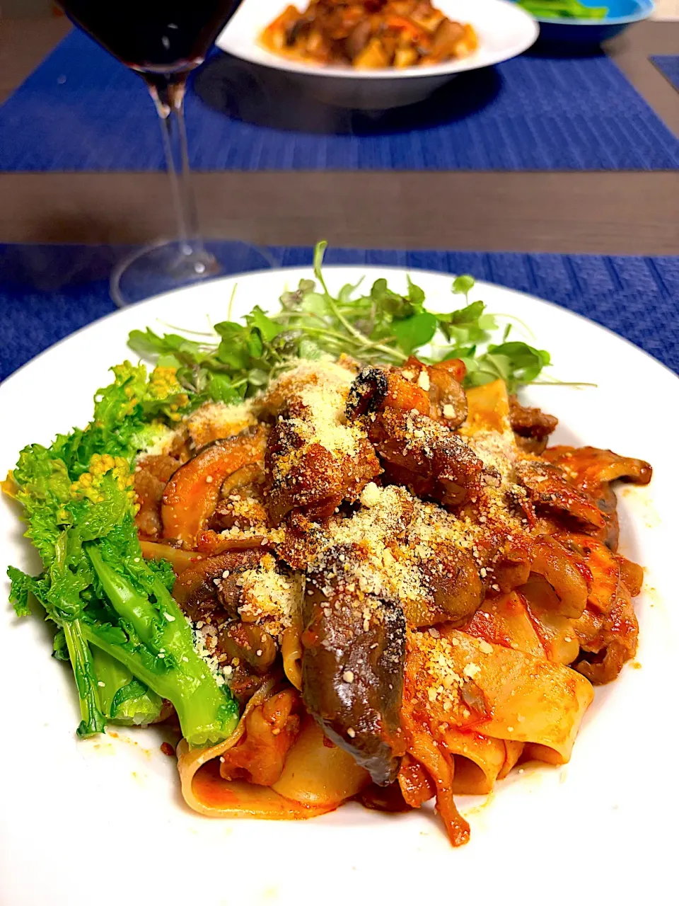 きのこと牛のトマトソース|ゆっちこさん