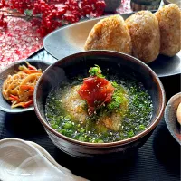 焼きおにぎりの出汁茶漬け|マーブルさん