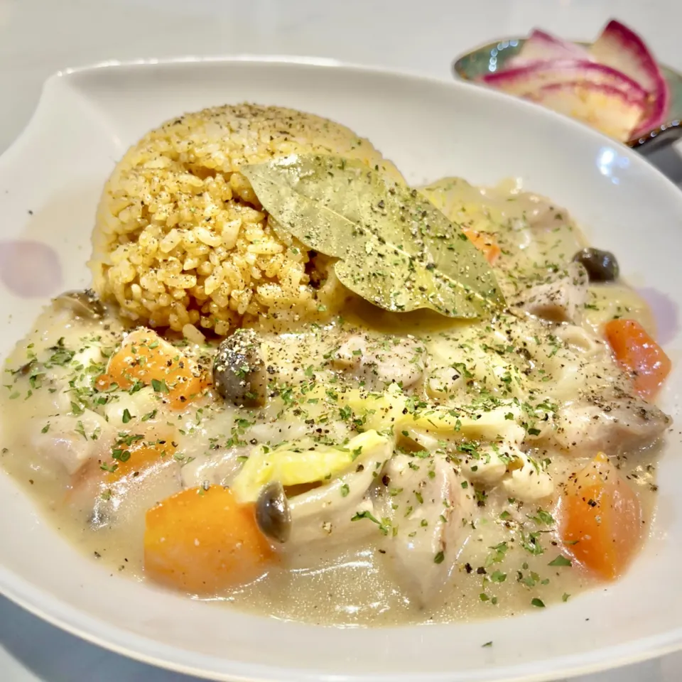 スイーツポテトさんの料理 カレー飯&クリームシチュー|ぎんさん