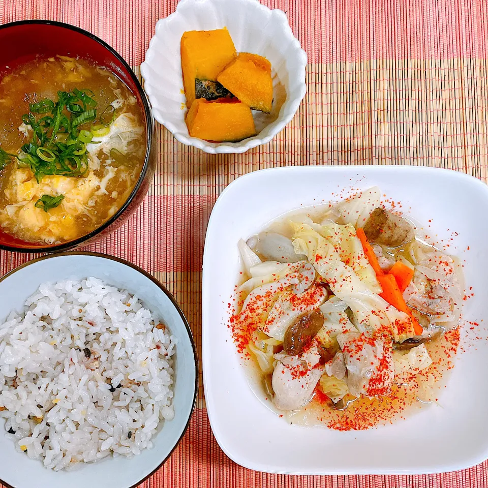 鶏肉と野菜の和風とろとろ煮♡かぼちゃの煮物♡冬瓜汁♡|まゆかさん