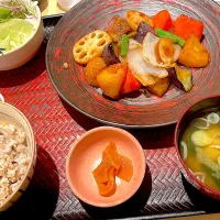 すけそう鱈と野菜の黒酢あんかけ定食|ま〜てぃんさん