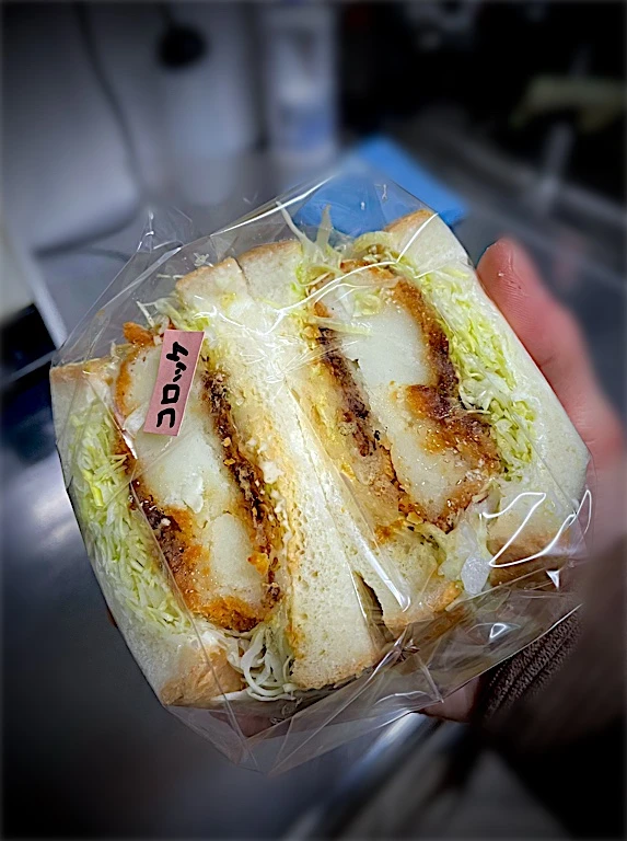 分厚すぎるコロッケサンド|maSami＊さん