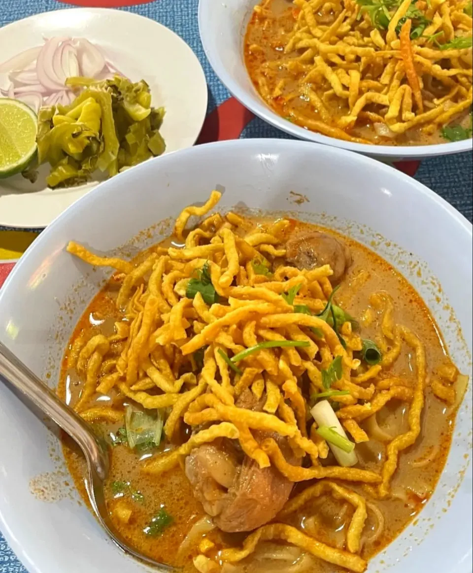 Yummy & Creamy Khao Soi Gai 🍜🐔🤤|An'leeさん