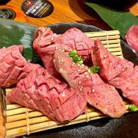 焼肉　ともさんかく