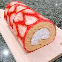 ラッピング苺ロールケーキ|ともりんりんさん