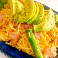 アボカド×ベーコン×アスパラ 濃厚ガーリッククリームパスタ|桃仙メル🍑さん