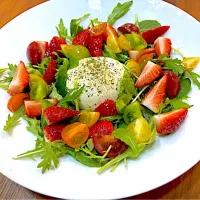 イチゴとトマトのプラッターチーズサラダ|かつらさん