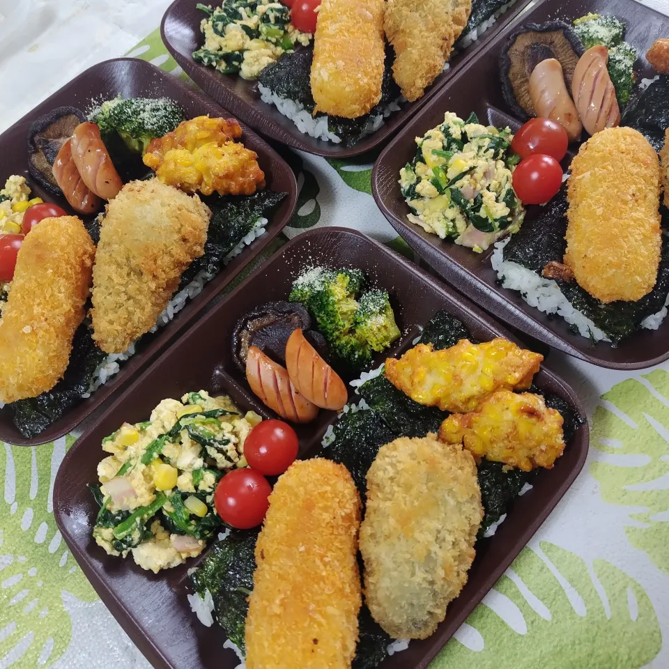 揚げ物満載、海苔弁です✨|rikako♪。.:＊さん