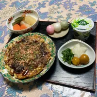 grandmaの晩ごはん☆ 今夜はお好み焼き
白菜、キムチ、お豆腐で豚玉お好み焼きになりました| kaoriさん