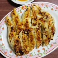 餃子|ひろにぃさん