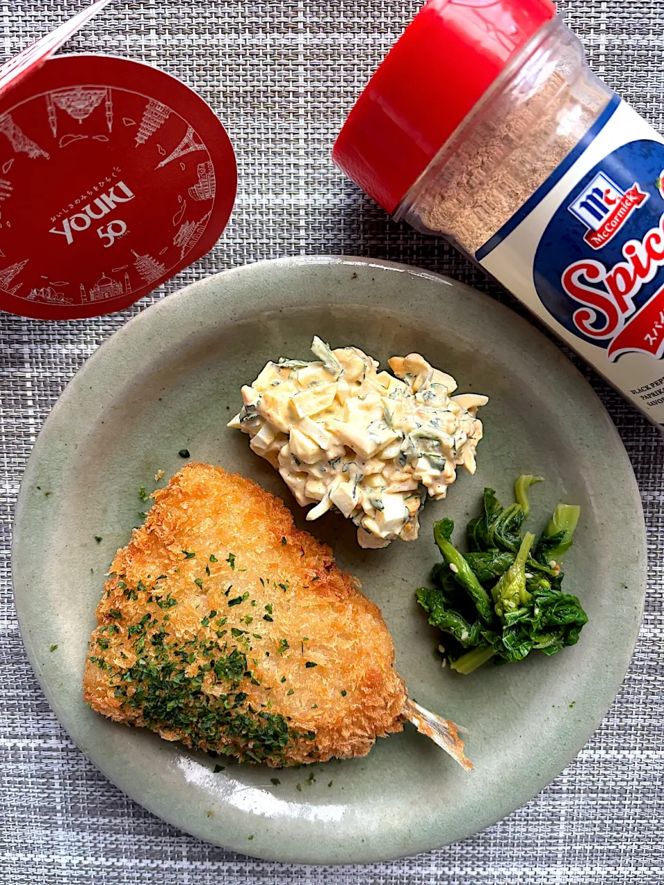 スパイシーアジフライ春菊&ジャンロウポウタルタル|栃倉 直人さん