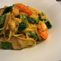 エビと椎茸のカルボナーラ|Yochipyさん