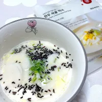 ☆今日の晩ご飯☆ 韓国土産　韓国のお餅のスープ|hamamaさん
