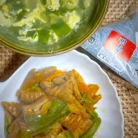 🐷豚もつ炒めとワカ玉スープ🍲| すくらんぶるえっぐさん