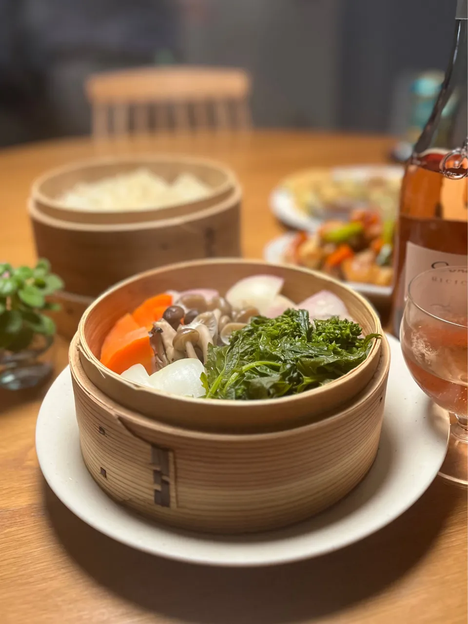 1/31の夕食　蒸し野菜と蒸し餃子|yoneさん