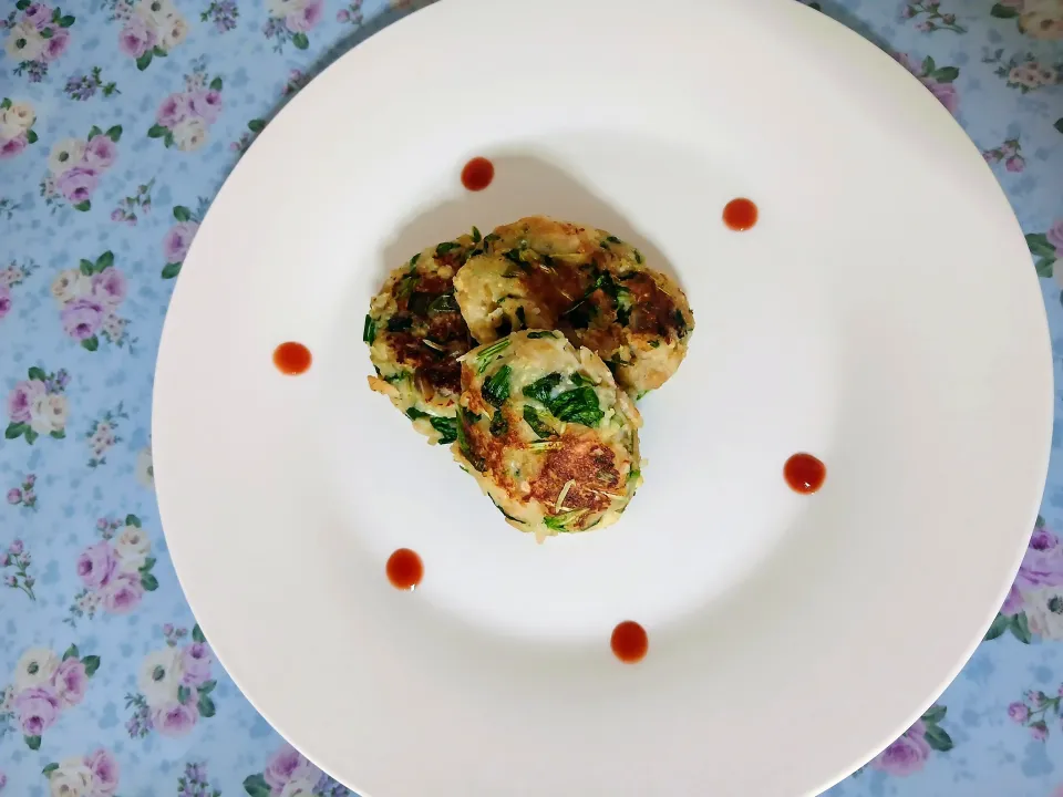 はんぺんバーグ.+:｡ ヾ(◎´∀｀◎)ﾉ ｡:+.|ぽんすけさん