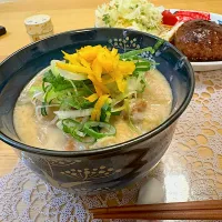 加茂五葉の酒粕で粕汁|MOMO-chan☻さん