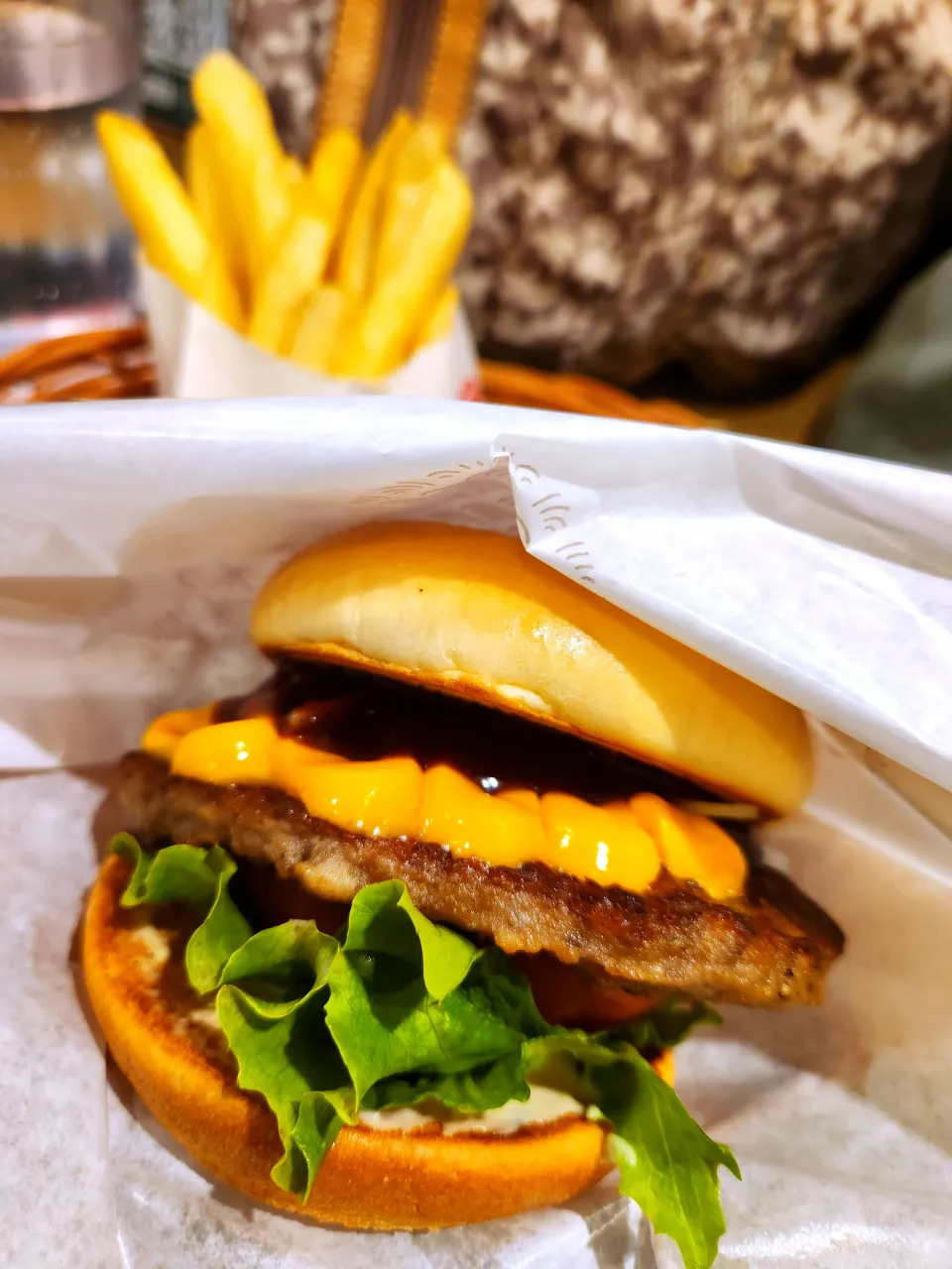 🔷モスバーガー🍔新とびきり🧀チーズ🔷|@きなこさん