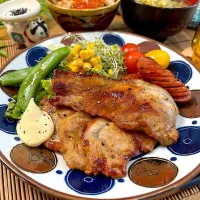 豚の照り焼きとはらこ飯🐷🔴🐟|ラゴさん。さん