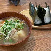 おにぎり豚汁定食|いがをさん