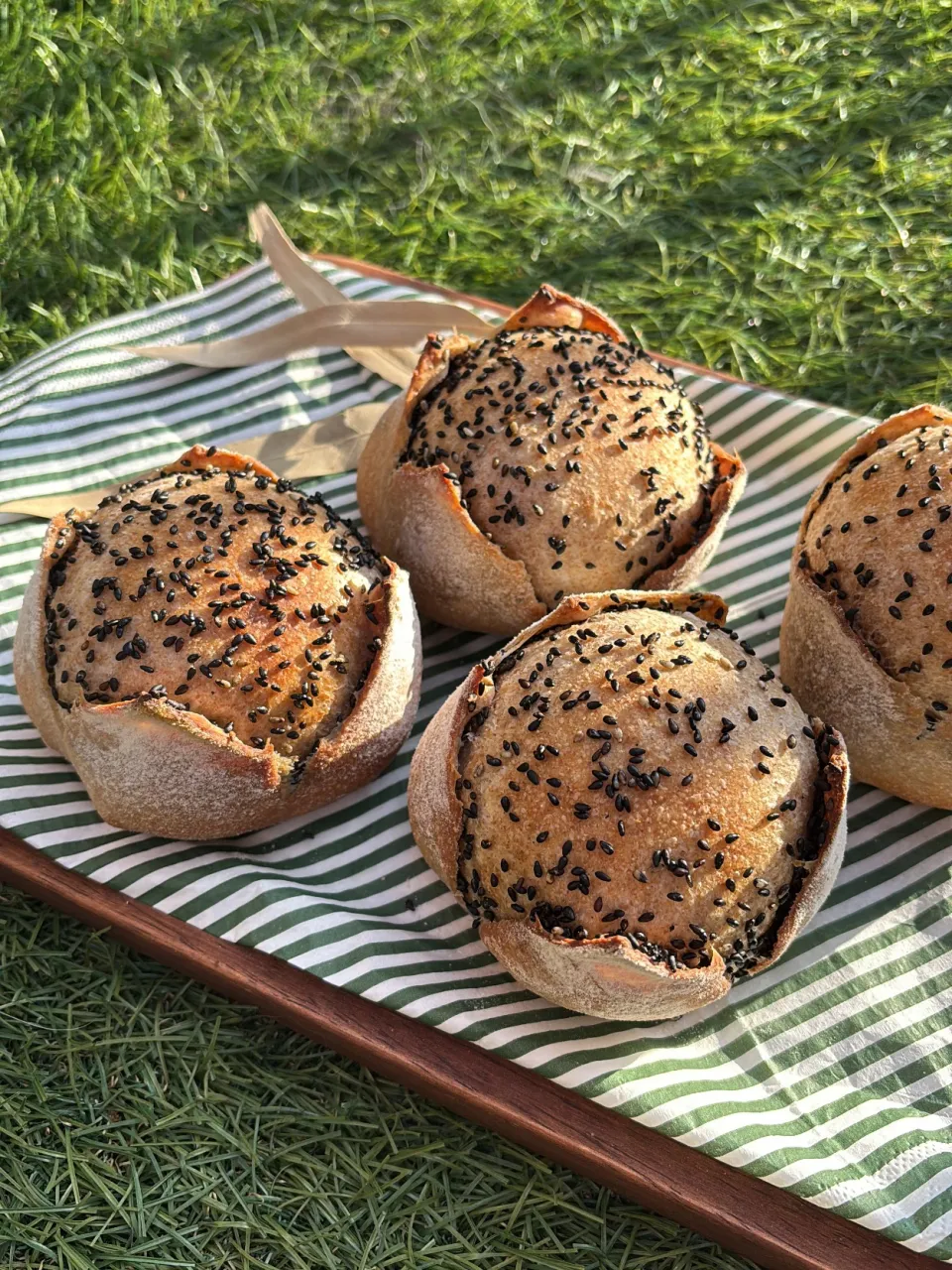 黒ごまパン|みゆぞうさん