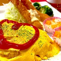 オムライスプレート🍳 𓈒𓂂𓏸|おかちさん