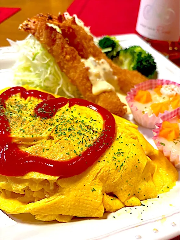 オムライスプレート🍳 𓈒𓂂𓏸|おかちさん