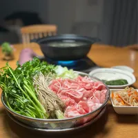 2/1の夕食　豚せり鍋