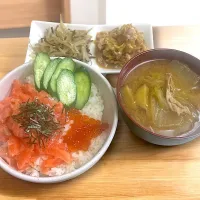 サーモンいくら丼献立|besさん