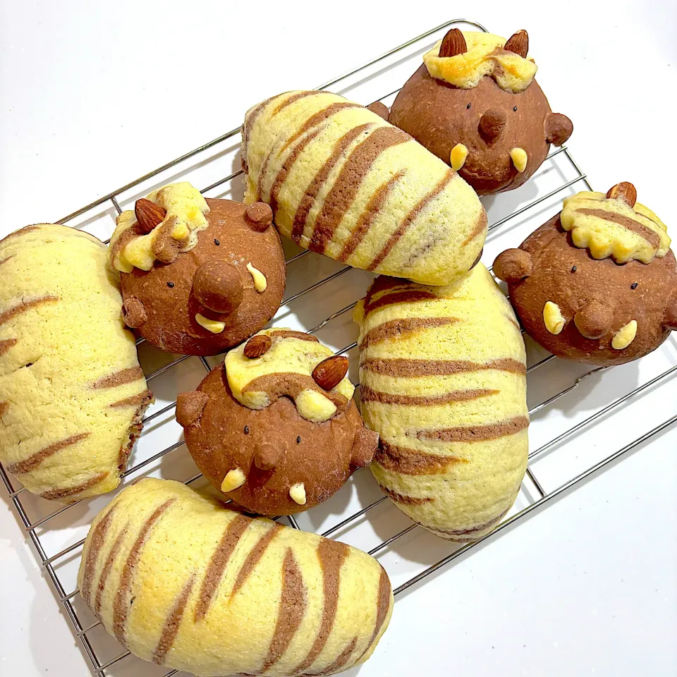 節分パン
＊鬼パン（クリチナッツ）
＊虎柄メロンパン|さっちんさん