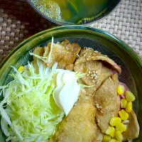 豚と魚フライ丼|すくらんぶるえっぐさん