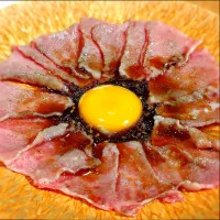 和牛ユッケ〜v(^o^)＠博多満月さん|たかたかさん