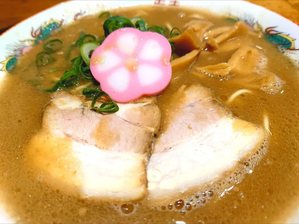 【2/7頃までの限定】 
【食べログTOP5000】
渡なべ 
和歌山中華そば こってり
@高田馬場7分、西早稲田 
26030
〈醤14塩8噌󠄀2タ2出1F1冷0チ1混1つ0〉|大脇さん