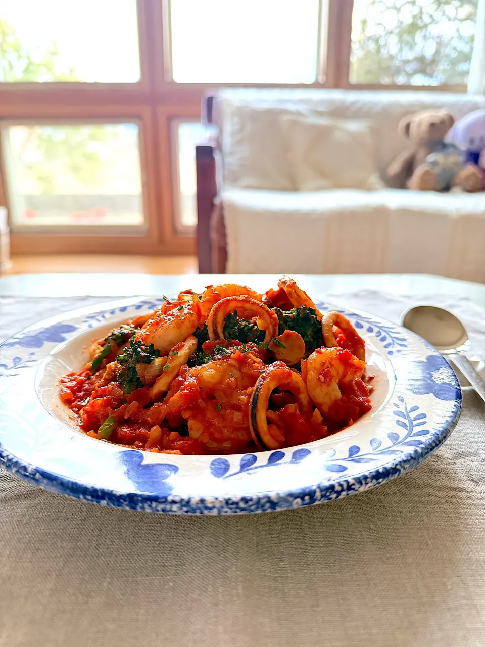 クスクスの海老イカたっぷりトマト煮かけ|サミカさん