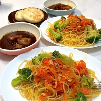 ピリ辛和風パスタ&ビーフシチュー&イングリッシュマフィン