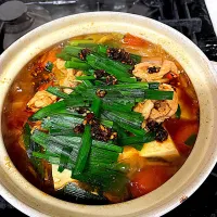 ニラと豚肉の旨辛鍋＠自宅|Yasuhiro Koikeさん