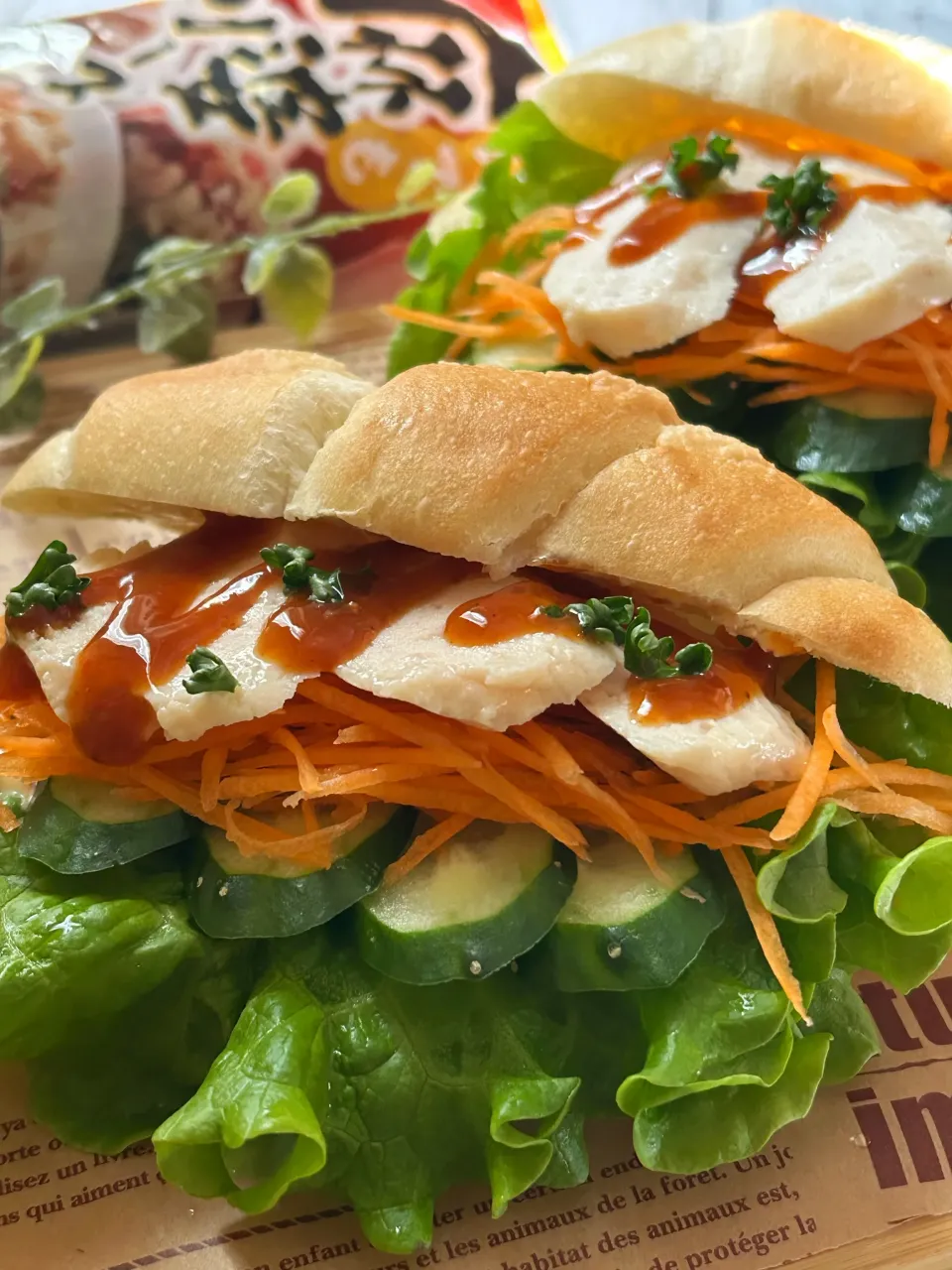 なんでも麻婆ソース de サラダチキンサンド|まなまな♡さん