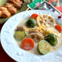 芽キャベツと鶏肉のクリームスープ&ベーコンエピ|とんちんさん