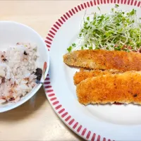 2025 1225　カレイの香草焼き　サラダ|いもこ。さん
