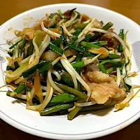 ニラもやし炒め❗️╰(*´︶`*)╯♡✨|サソリさん