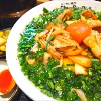 【2月限定】
【TRYラーメン大賞 2019~2020 新人賞みそ部門優秀賞】 
らーめん専門 Chu-Ru-Ri ちゅるり
スタミナらーめん~改~ (1,400円) 
＋味玉 (別皿、SNSフォローで無料) 
＋白菜の浅漬 (卓上、無料) 
＋ミニアイスコーヒー (無料) 
@十条7分
22032
〈醤16塩8噌󠄀2タ2出1F1冷0チ1混1つ0〉
|大脇さん