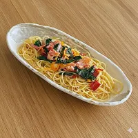 スイスチャードとフルーツパプリカのスパゲティ|りょうりょうさん