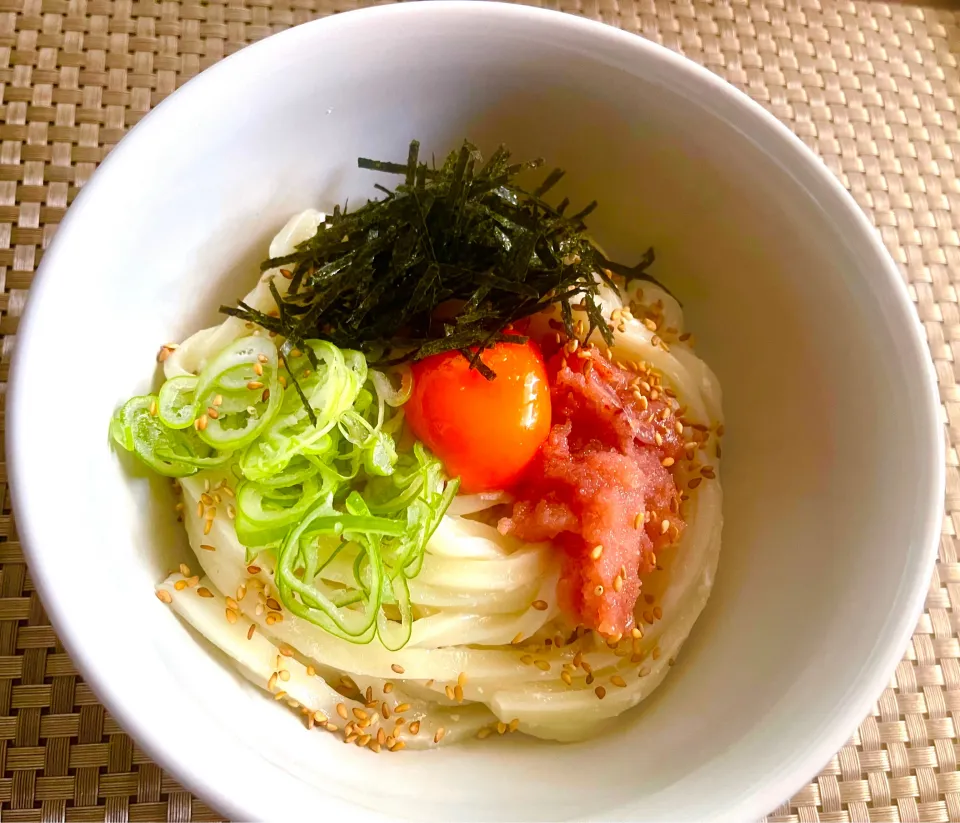 リモートワークのおひとり様ランチ🥢明太釜玉うどん|KANAさん